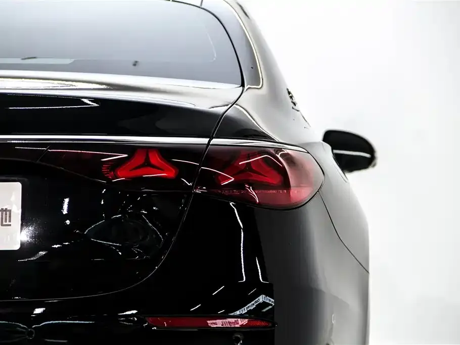 Mercedes-Benz E-Class 2025 из CN, фото 9