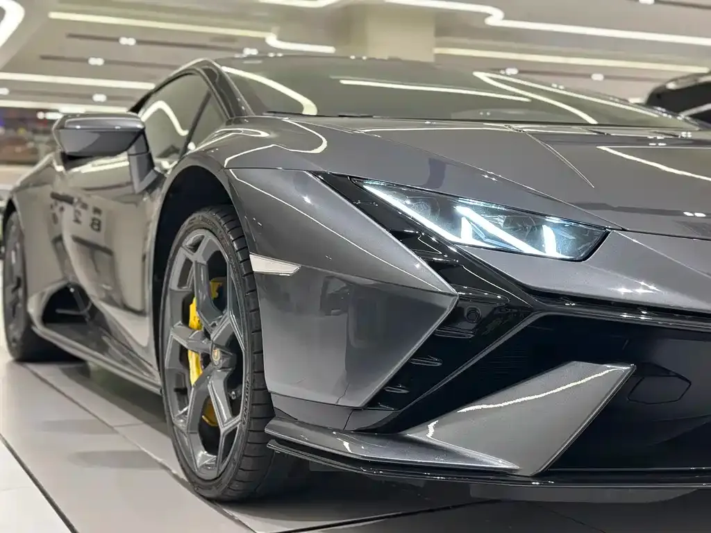 Lamborghini Huracan — фото 5