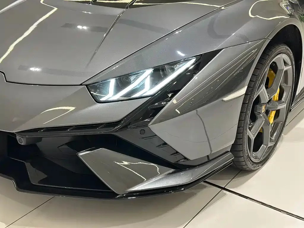 Lamborghini Huracan — фото 3