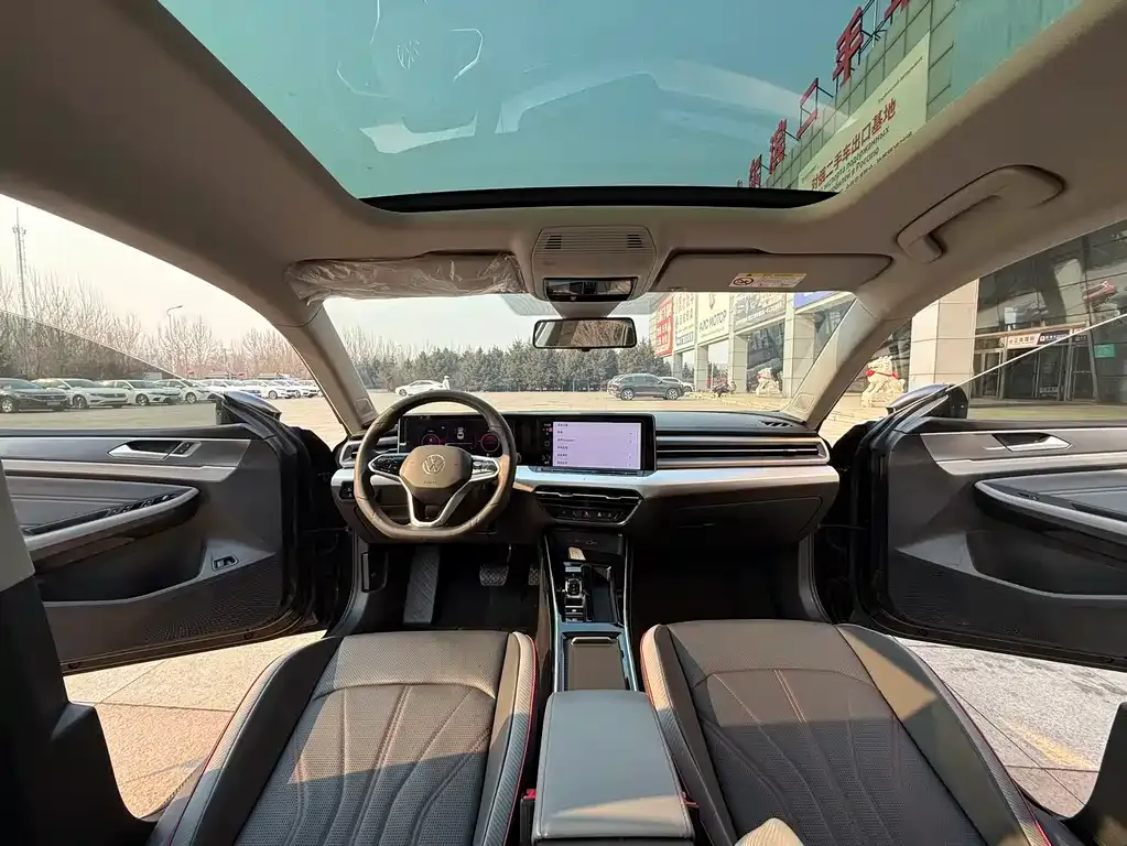 Volkswagen Lamando 2023 из CN, фото 6