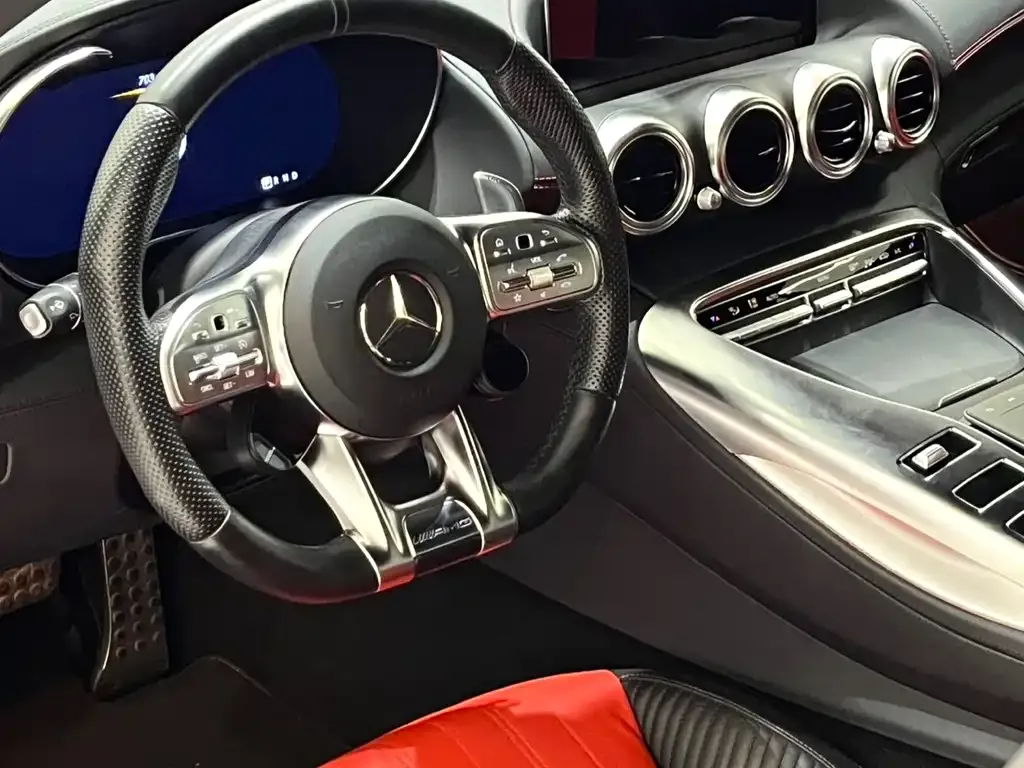 Mercedes-Benz AMG GT — фото 7