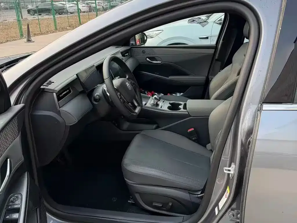 BYD Qin PLUS 2025 из CN, фото 6
