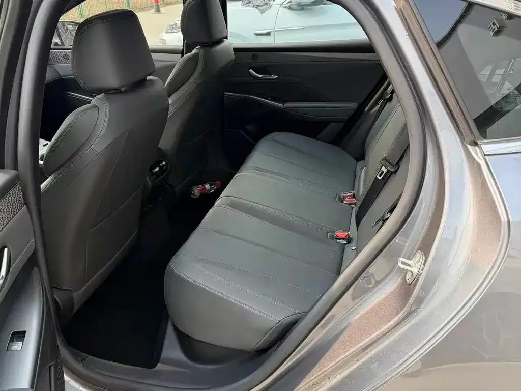 BYD Qin PLUS 2025 из CN, фото 4