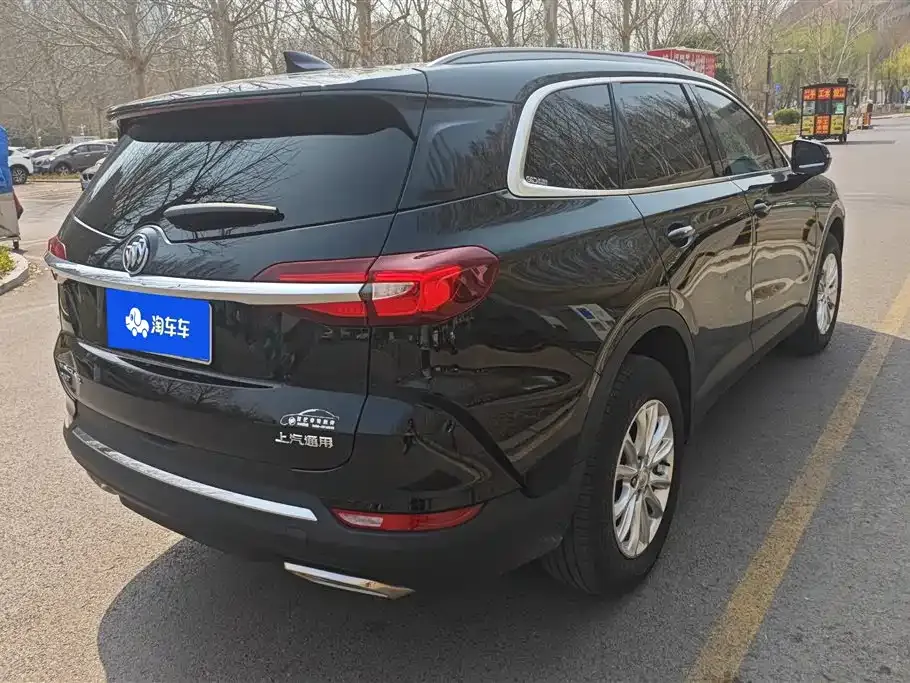 Buick Enclave — фото 10