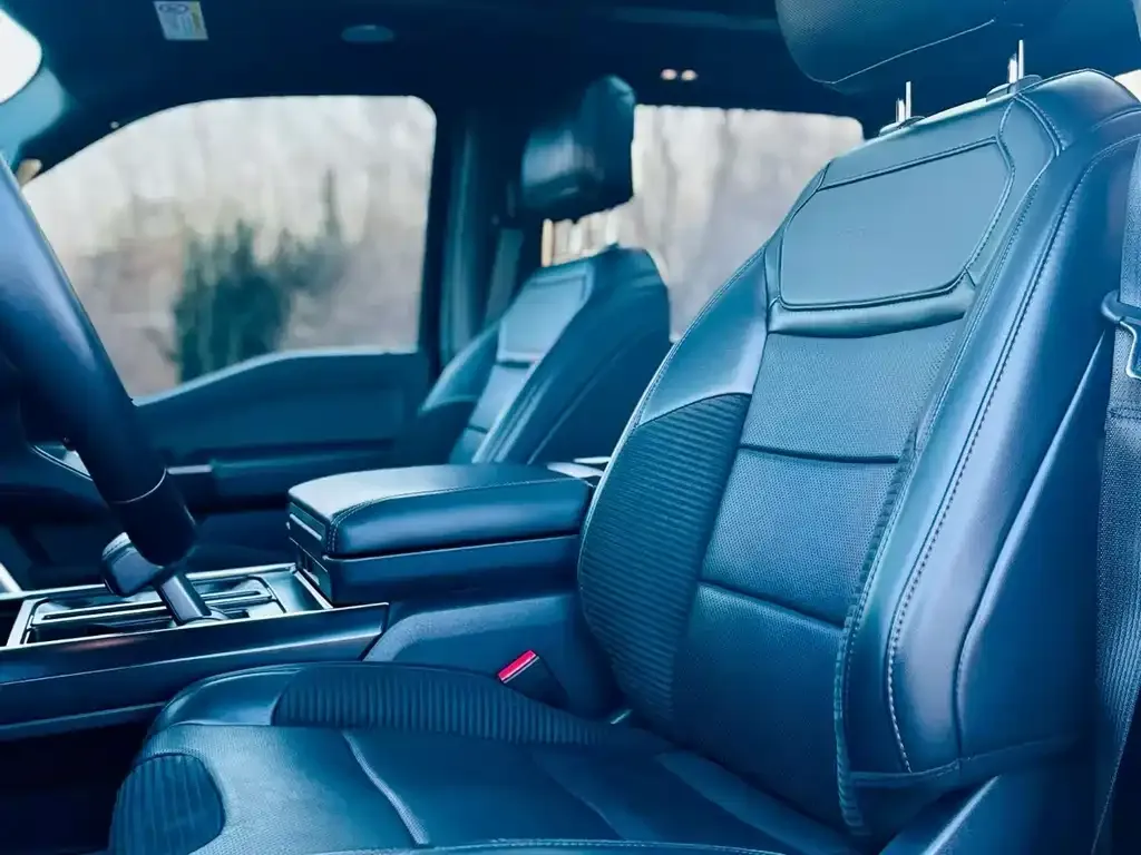 Ford F-150 Raptor 2023 из CN, фото 3
