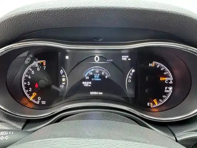 Jeep Grand Cherokee (Import) 2022 из CN, фото 10