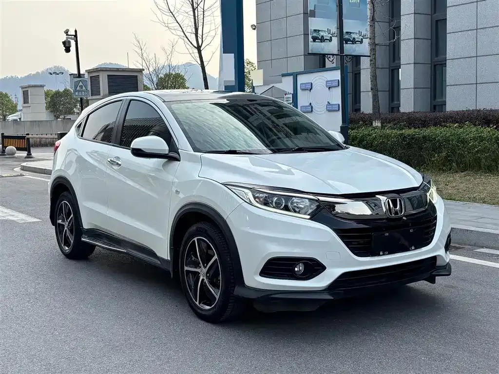 Honda Vezel — фото 3