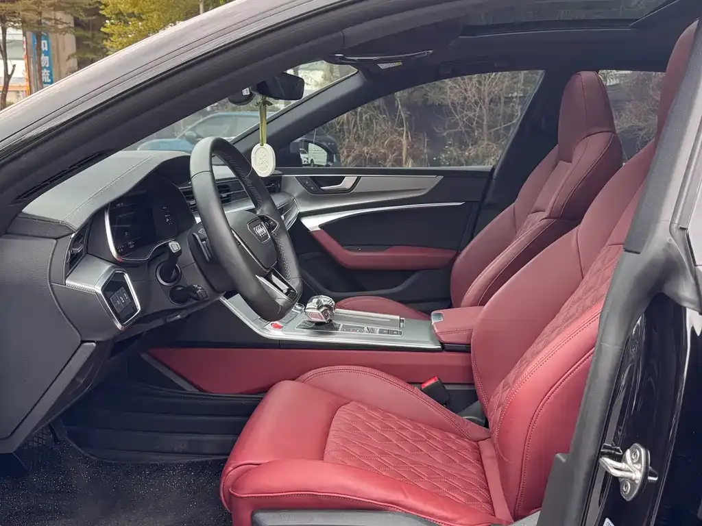 Audi A7L 2025 из CN, фото 9