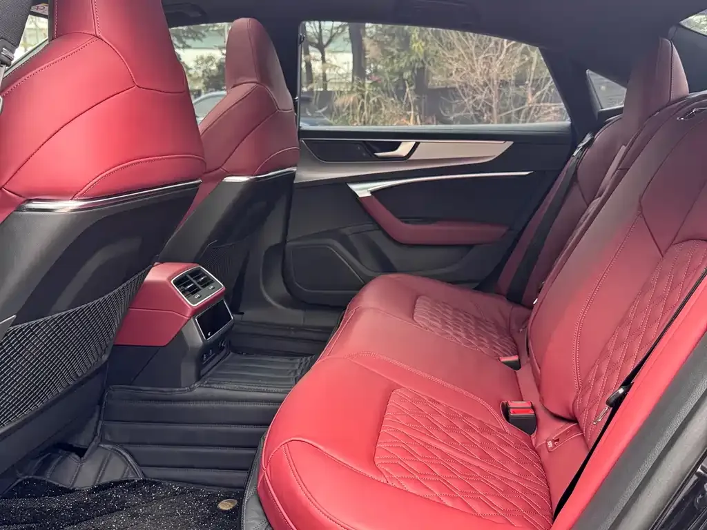 Audi A7L 2025 из CN, фото 8