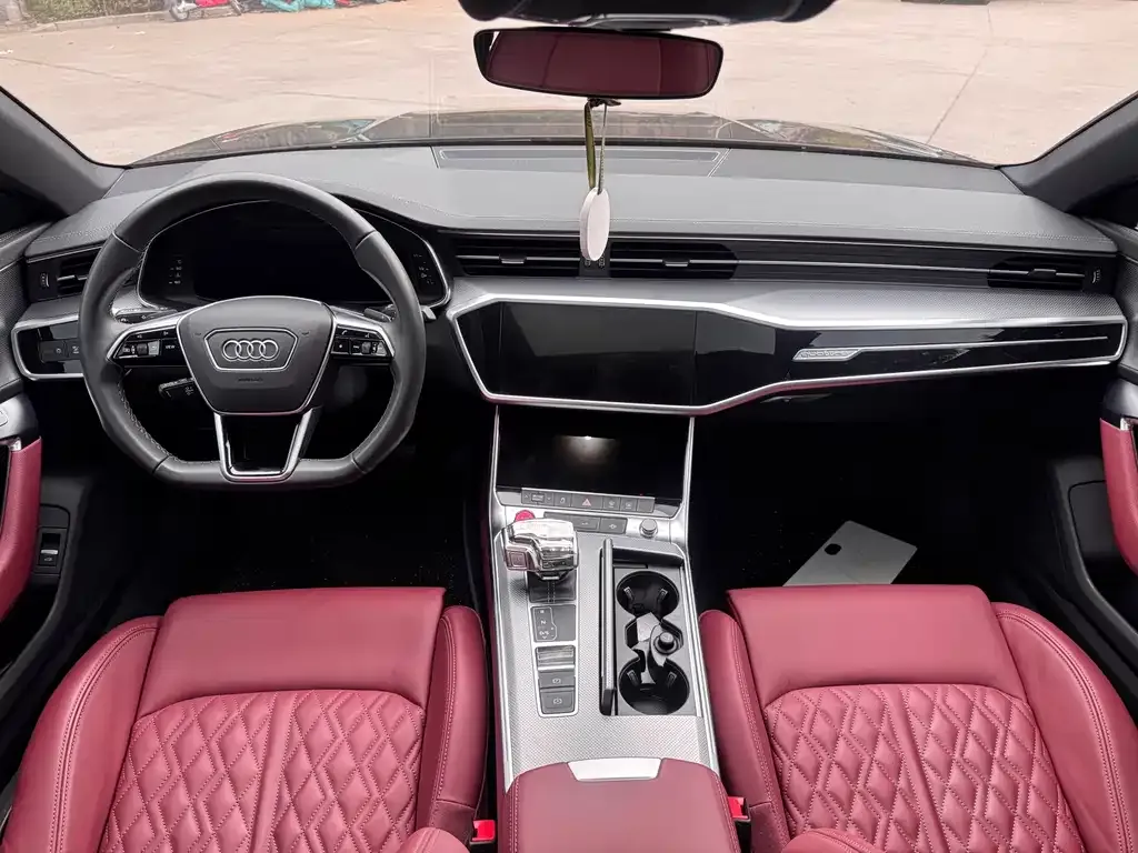 Audi A7L 2025 из CN, фото 3