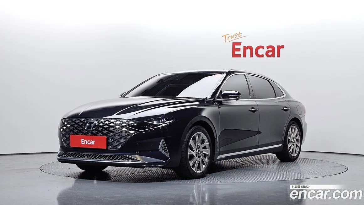 Hyundai Grandeur — фото 1