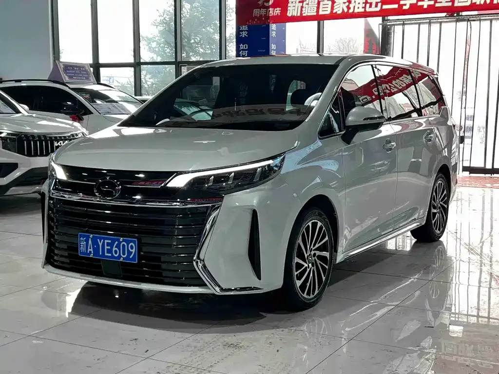 GAC Motor Trumpchi M6 — фото 1