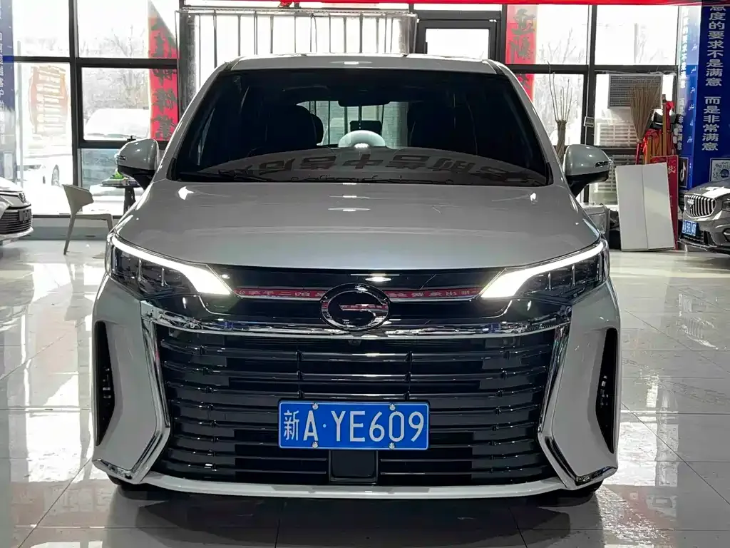 GAC Motor Trumpchi M6 — фото 8