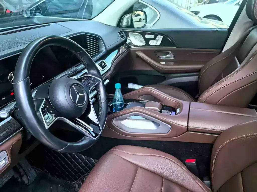Mercedes-Benz GLE — фото 8