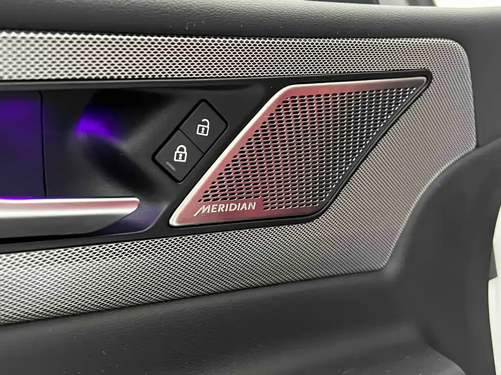 Jaguar XEL 2024 из CN, фото 9