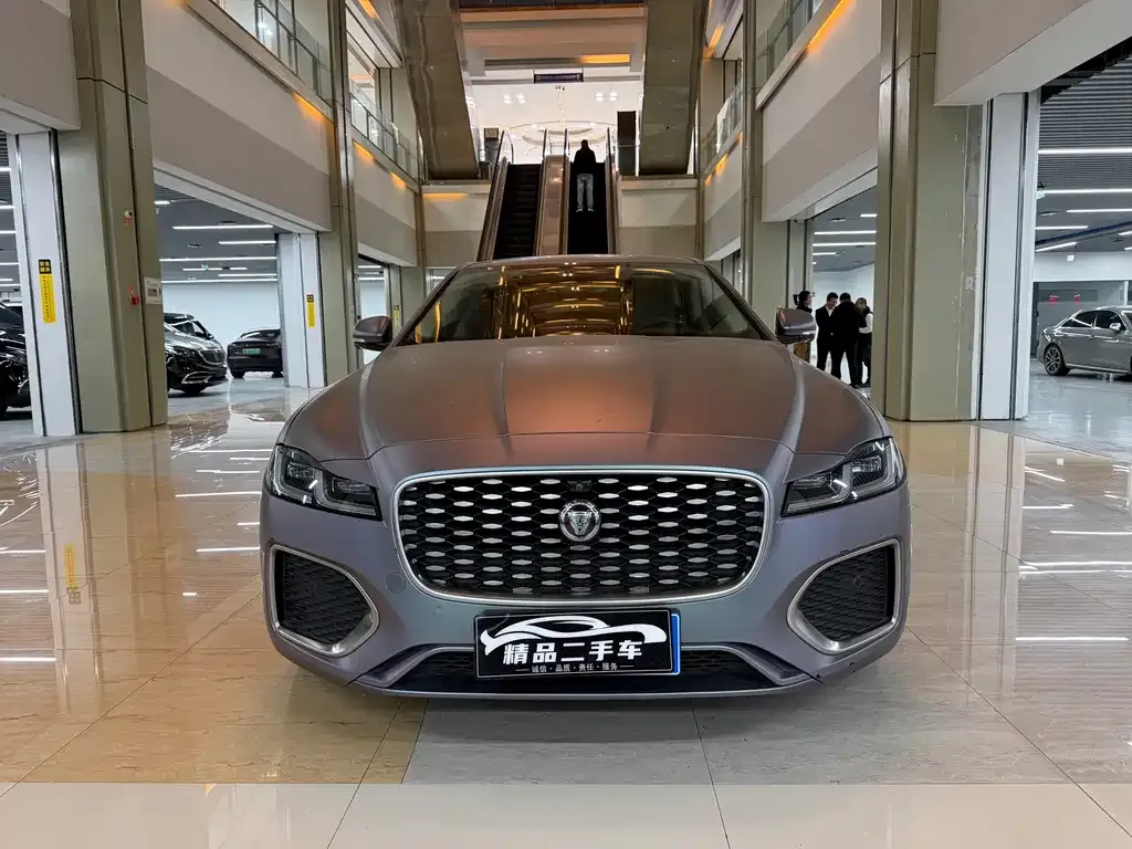 Jaguar XFL 2022 из CN, фото 9