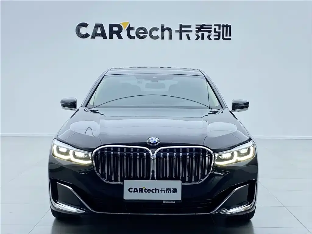 BMW 7 Series — фото 2