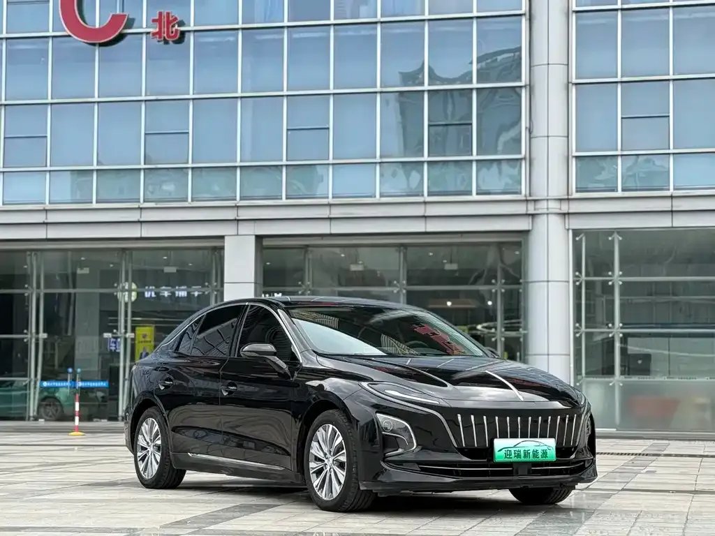Hongqi E-QM5 — фото 8