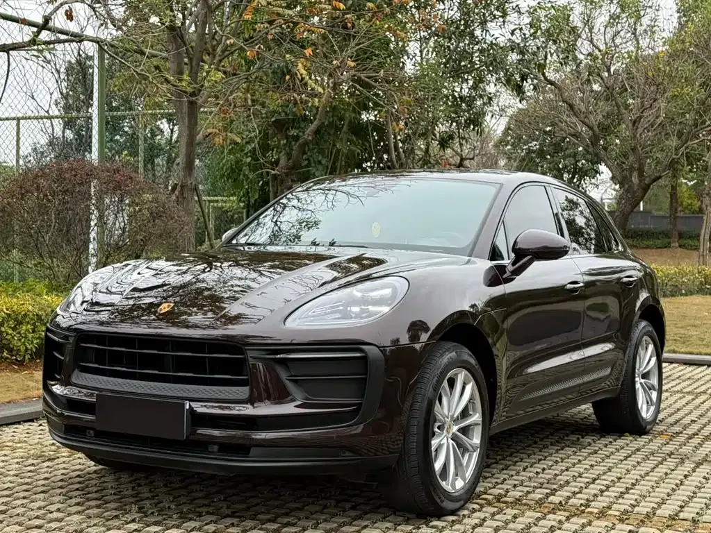Porsche Macan — фото 1