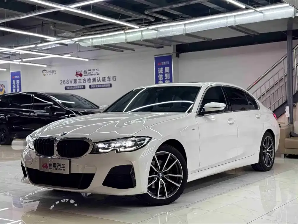 BMW 3 Series 2021 из CN, фото 1