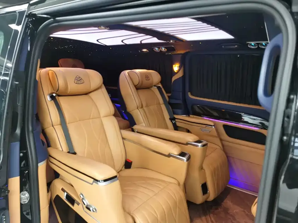 Mercedes-Benz Vito 2023 из CN, фото 5