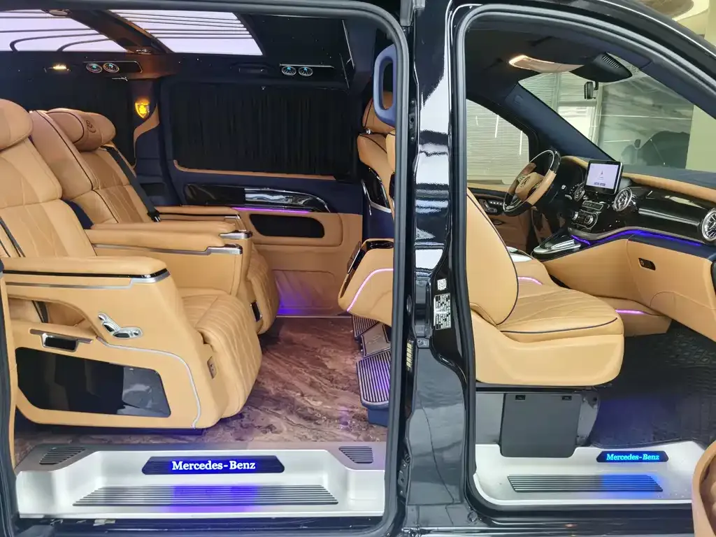 Mercedes-Benz Vito 2023 из CN, фото 10