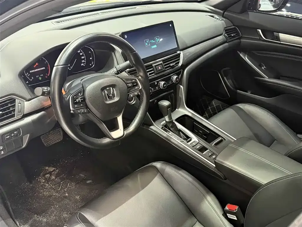 Honda Inspire — фото 10