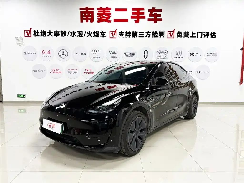 Tesla Model Y 2023 из CN, фото 1