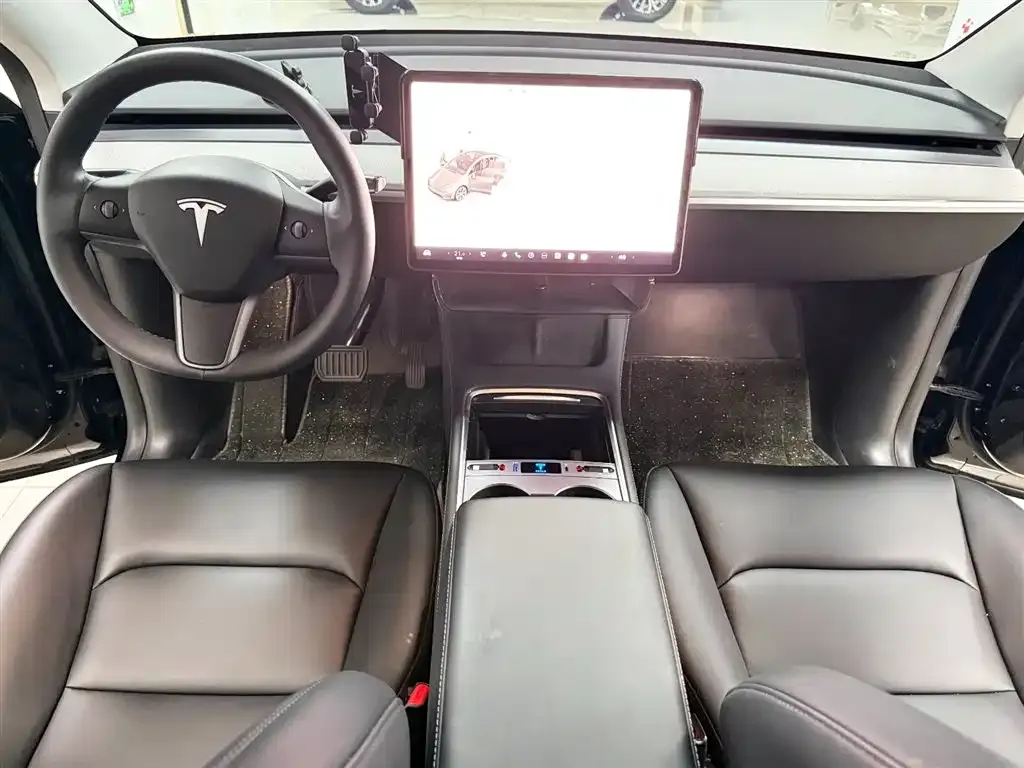Tesla Model Y 2023 из CN, фото 10