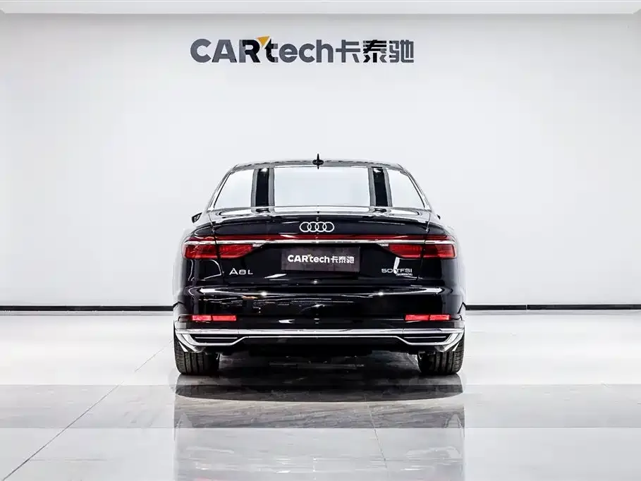 Audi A8 — фото 6