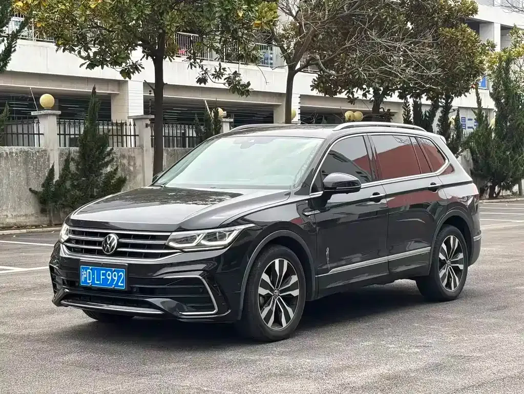Volkswagen Tiguan L 2022 из CN, фото 1