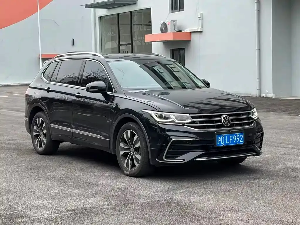 Volkswagen Tiguan L 2022 из CN, фото 4