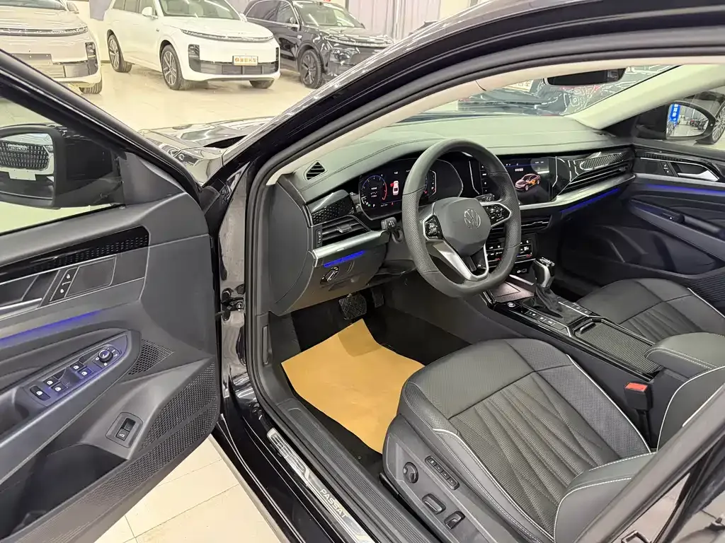 Volkswagen Passat — фото 9