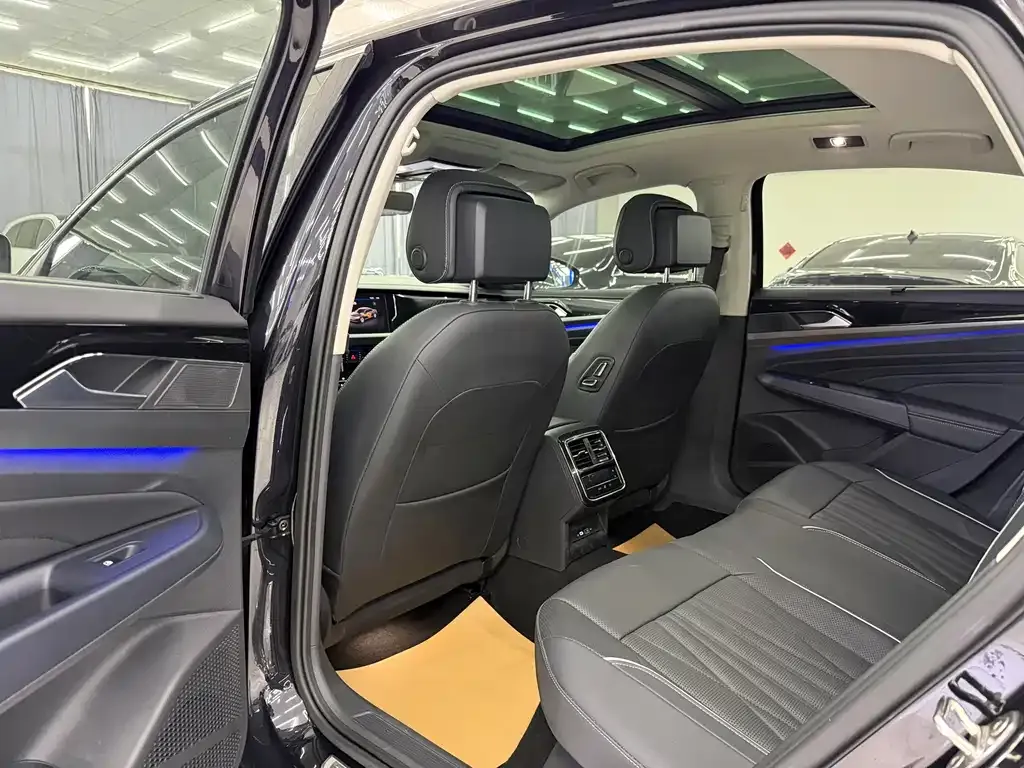 Volkswagen Passat — фото 5
