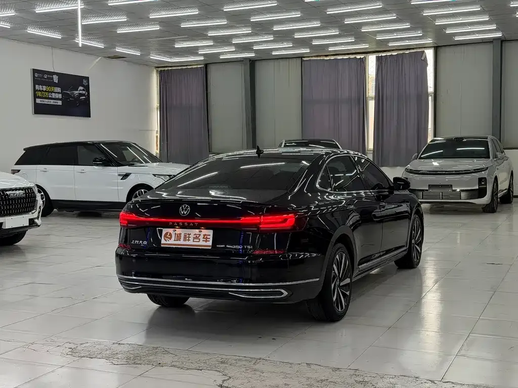Volkswagen Passat — фото 7