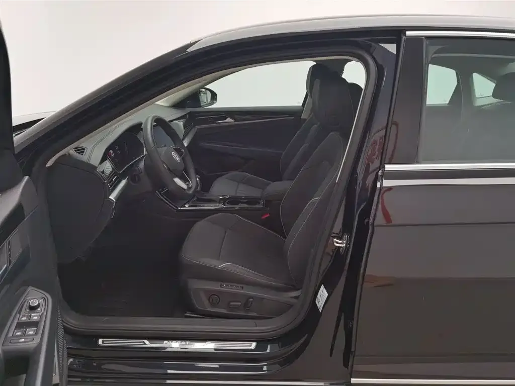 Volkswagen Passat — фото 9