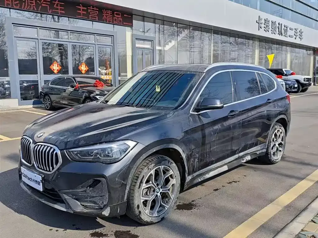 BMW X1 — фото 1
