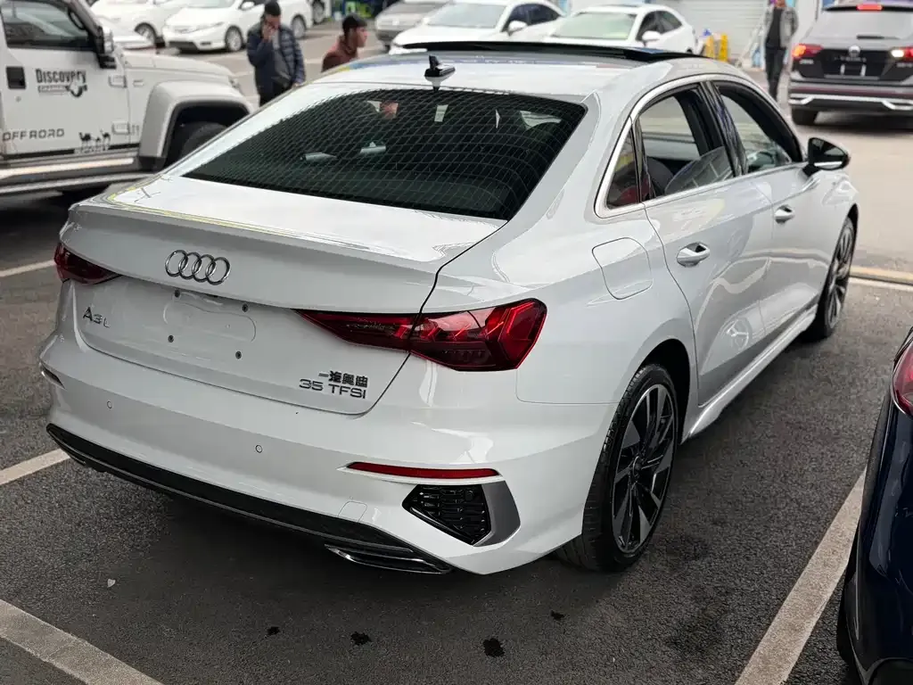 Audi A3 2024 из CN, фото 7