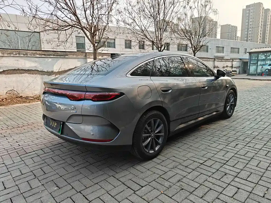 BYD Qin L — фото 6
