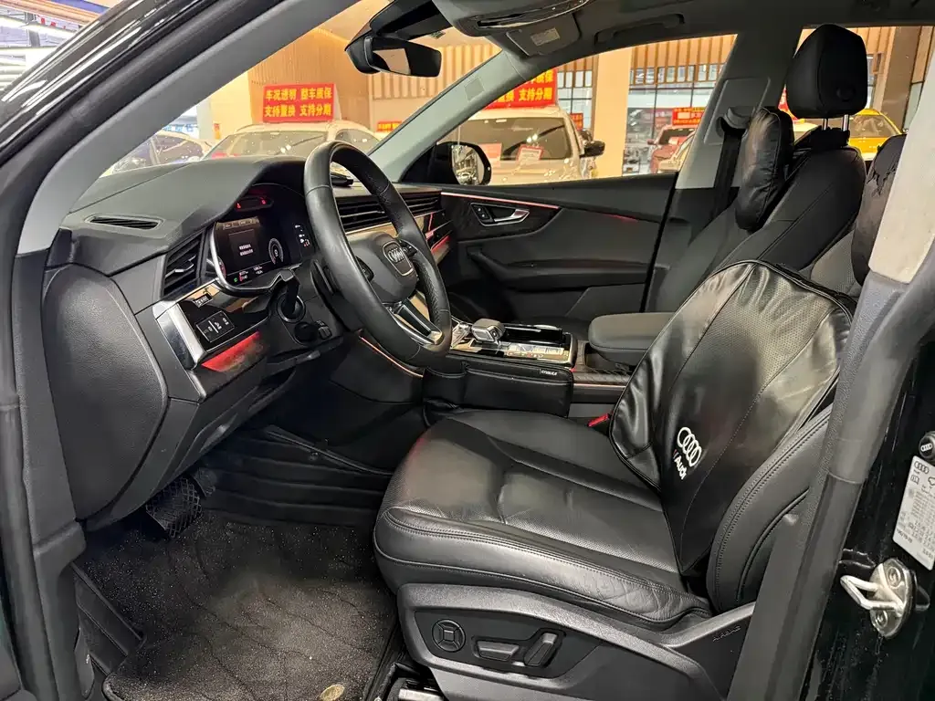 Audi Q8 2022 из CN, фото 9
