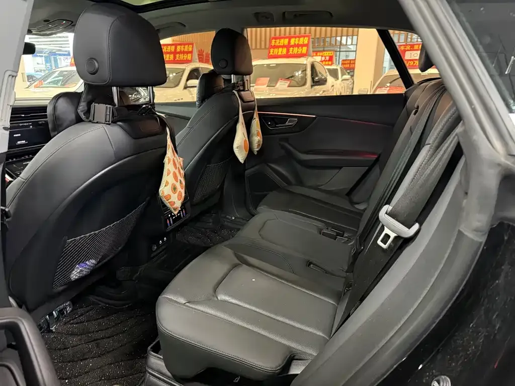 Audi Q8 2022 из CN, фото 2