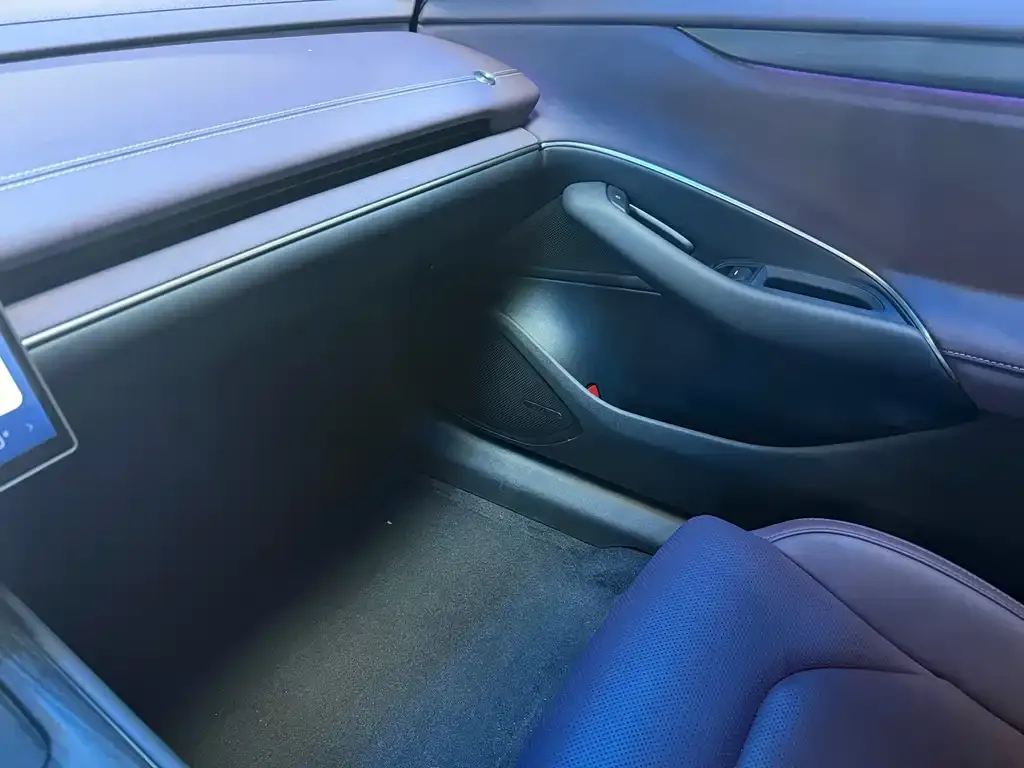 Xiaomi SU7 2025 из CN, фото 5