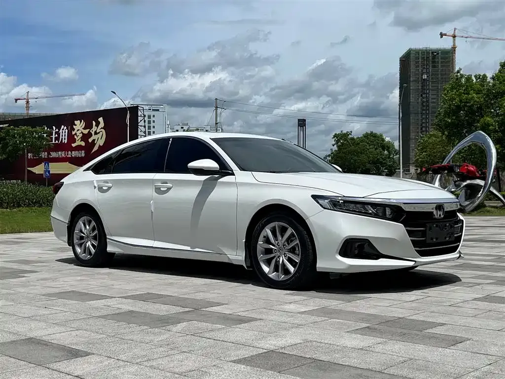 Honda Accord — фото 6
