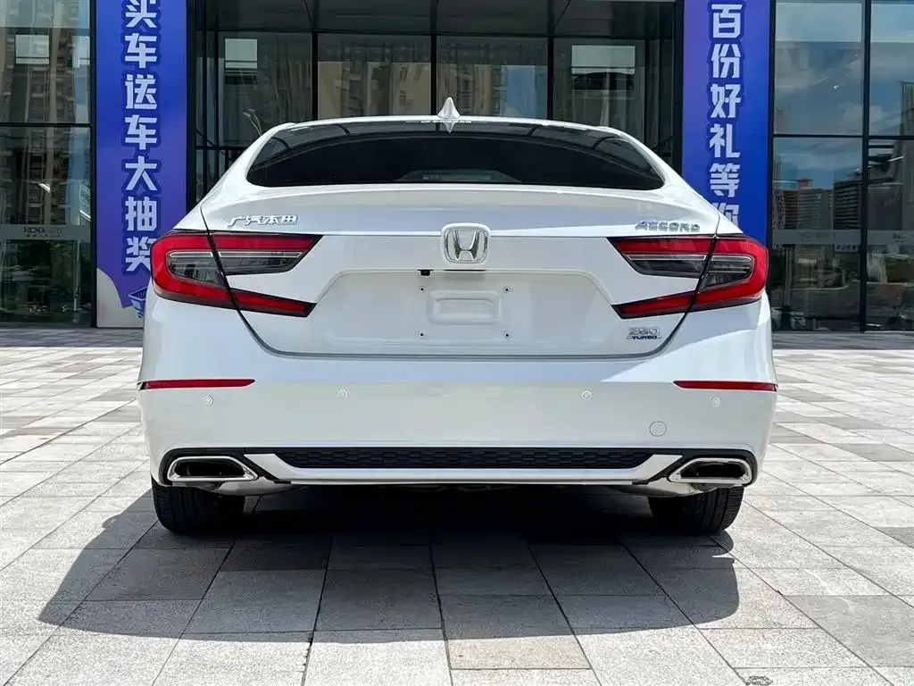 Honda Accord — фото 3