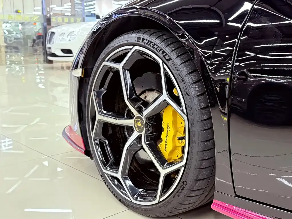 Lamborghini Huracan 2021 из CN, фото 7
