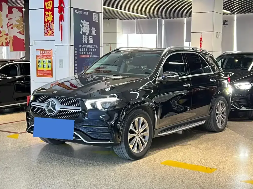 Mercedes-Benz GLE — фото 1