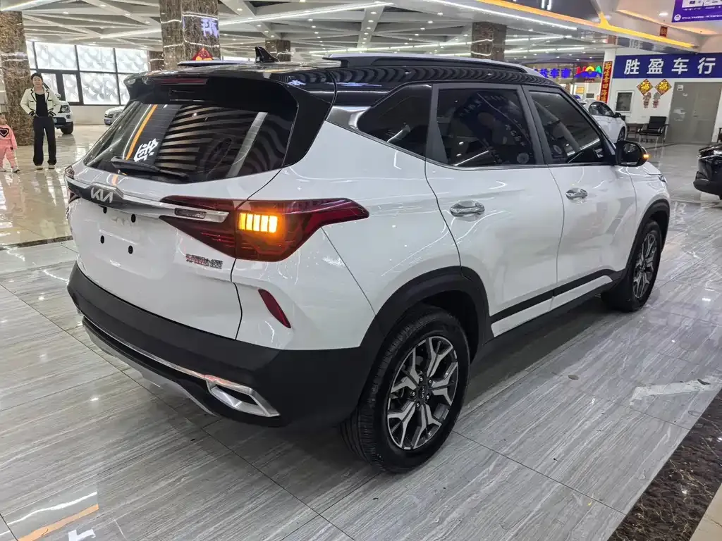 Kia KX3 — фото 2