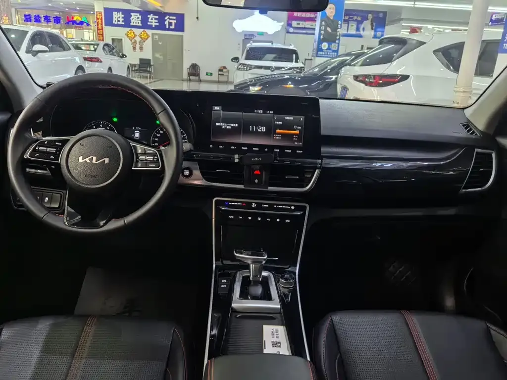 Kia KX3 — фото 8