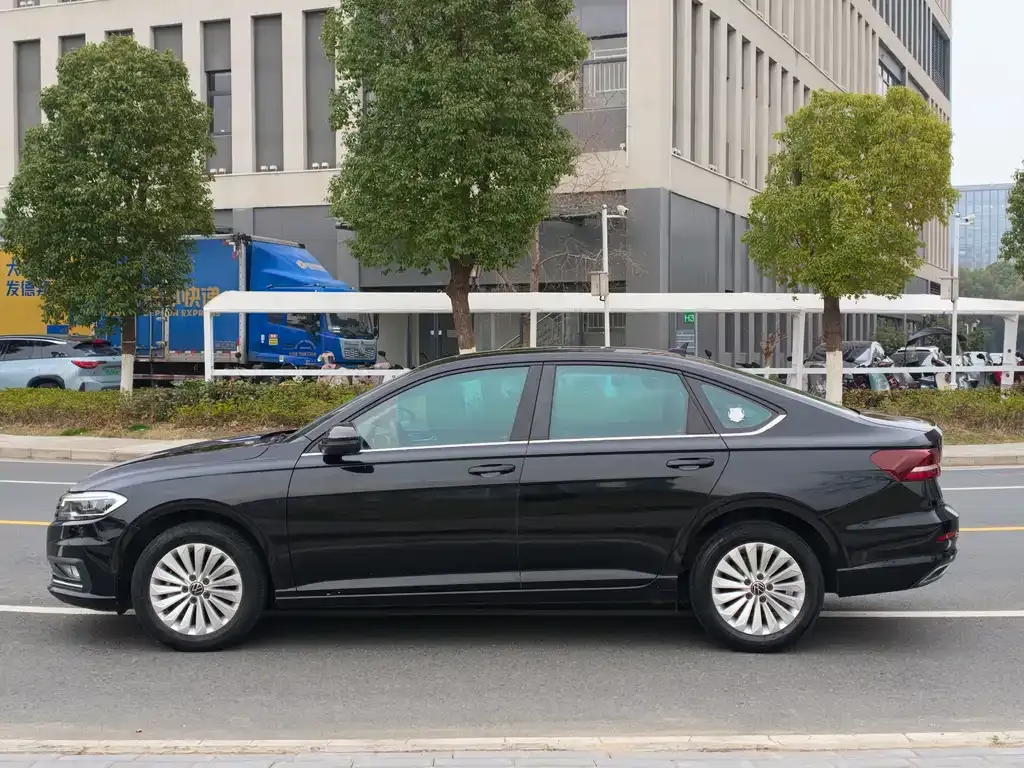 Volkswagen Lavida 2021 из CN, фото 4