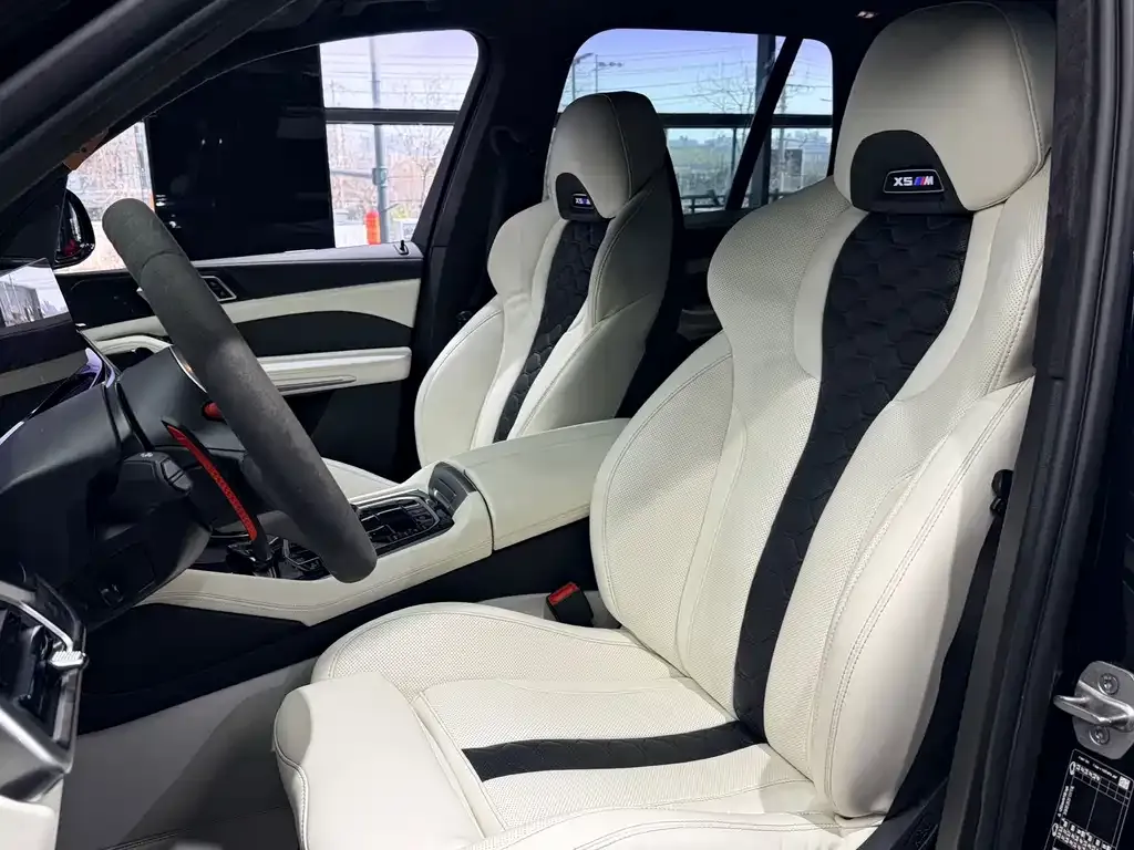 BMW X5 M 2023 из CN, фото 6